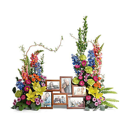 Loving Farewell Photo Tribute_Flower Arrangement_Floral Fixx_The Floral Fixx